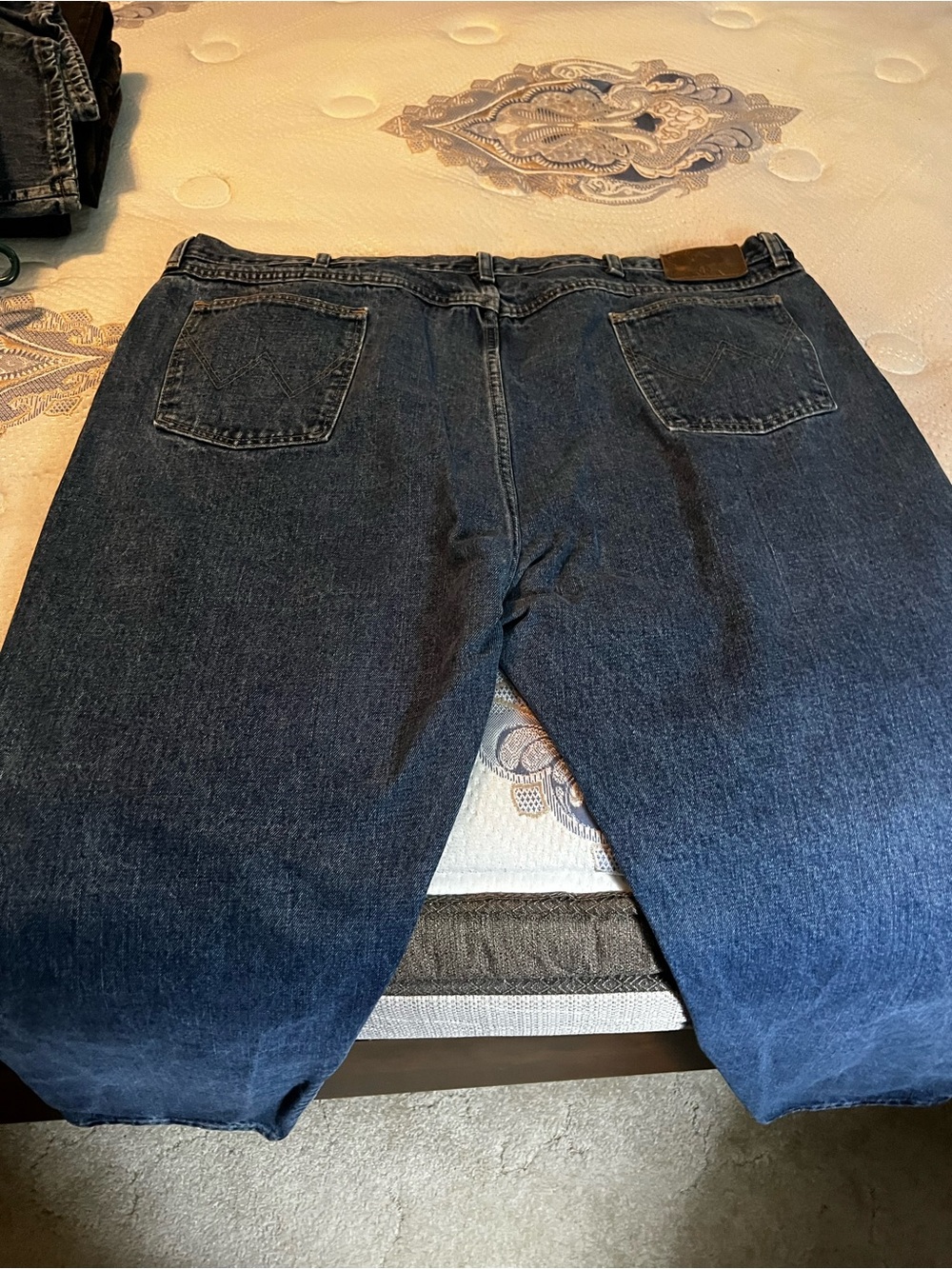 Men's Dark Blue Straight-Leg Jeans - Picture 2 of 4